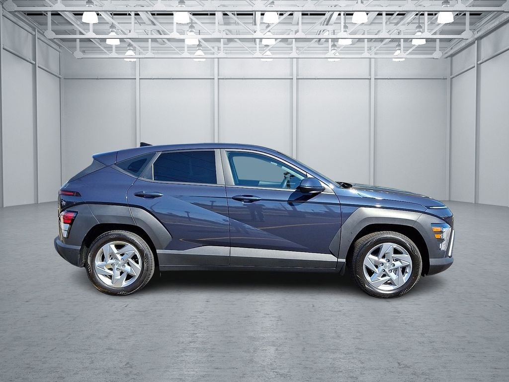 2025 Hyundai Kona SE