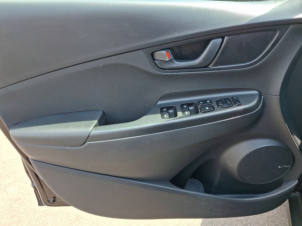 2020 Hyundai Kona SEL Plus
