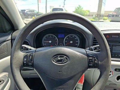 2010 Hyundai Accent GLS