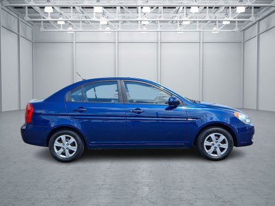 2010 Hyundai Accent GLS