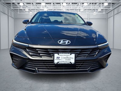 2024 Hyundai Elantra SE