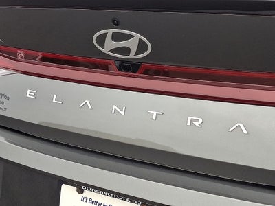 2025 Hyundai Elantra SEL Sport