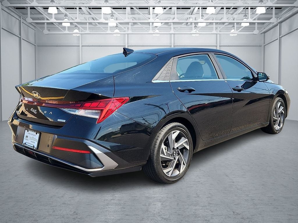 2024 Hyundai Elantra Hybrid Limited