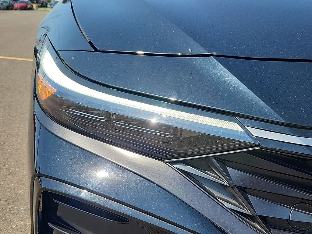 2024 Hyundai Elantra Hybrid Limited